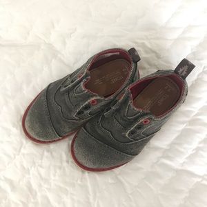Tiny TOMS Oxford shoe